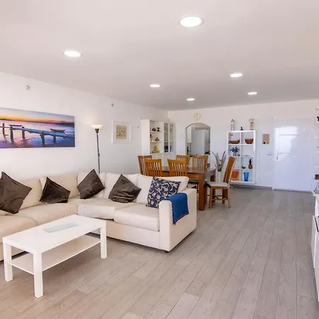 Дом отдыха Mirador Balcon Del Atlantico Y Piscina Privada